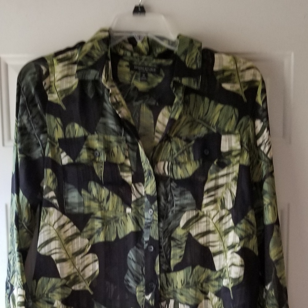 NWOT Black and olive green long sleeved blouse.
